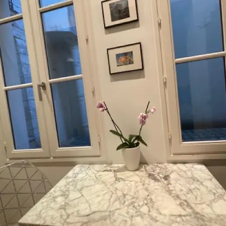 Appartement Charmant Dans Le Coeur De